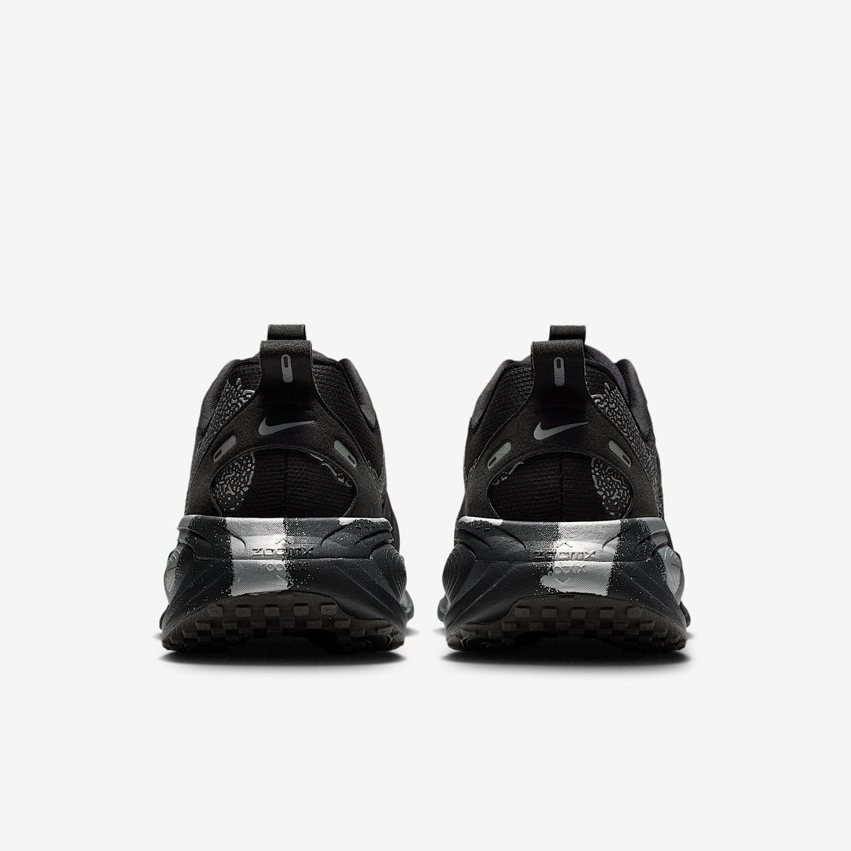 Nike Vomero 18 Men product view 6 — Iron Grey/Light Smoke Grey/Black