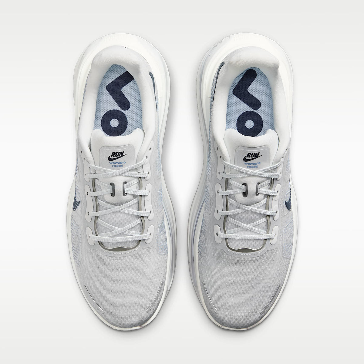 Nike Vomero Premium Men product view 4 — Off White/Grey Fog/Wolf Grey/Dark Obsidian