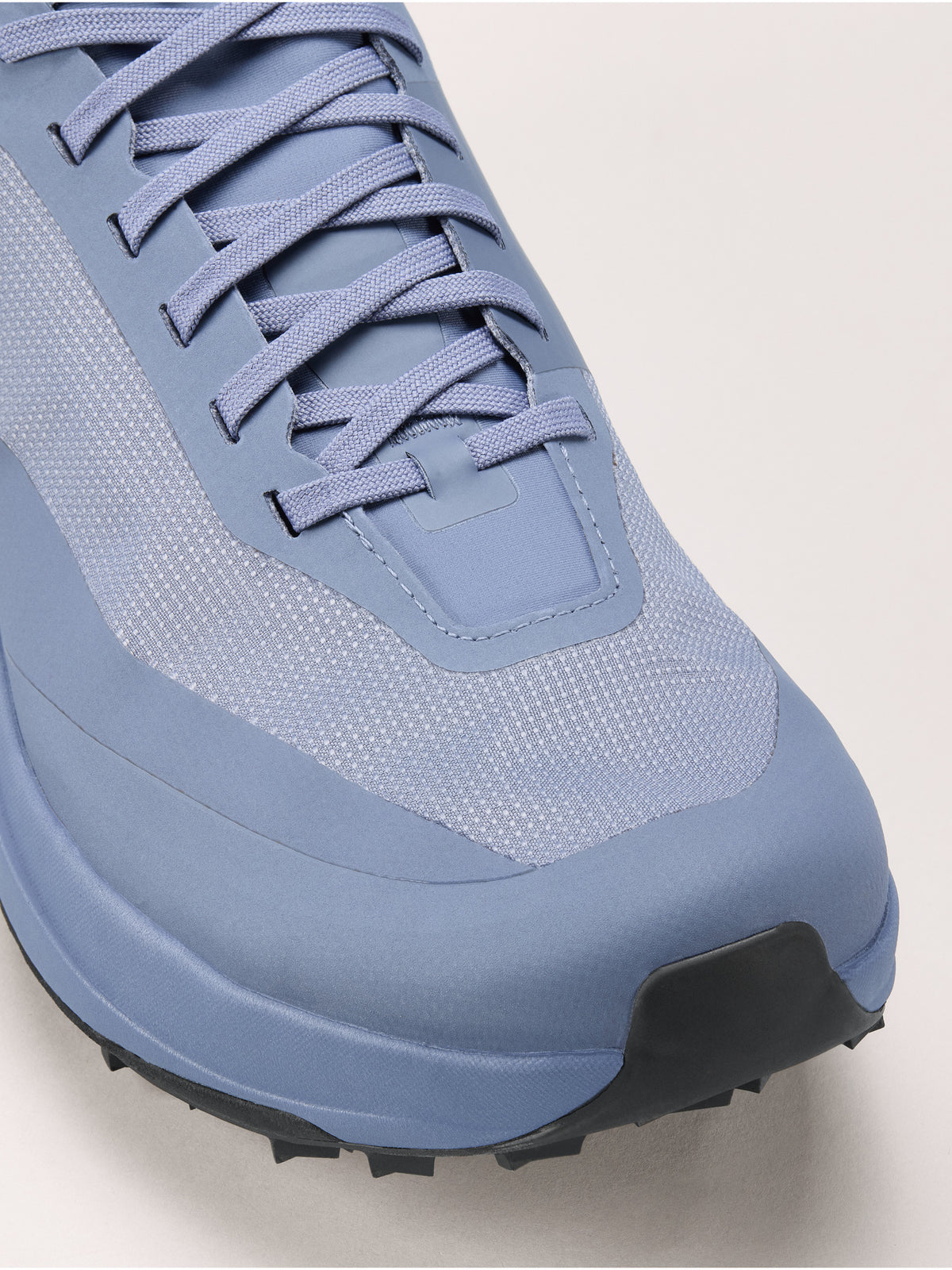 Arc'teryx Sylan GTX Shoe Men's product view 2 — Stratus/Dk Stratus