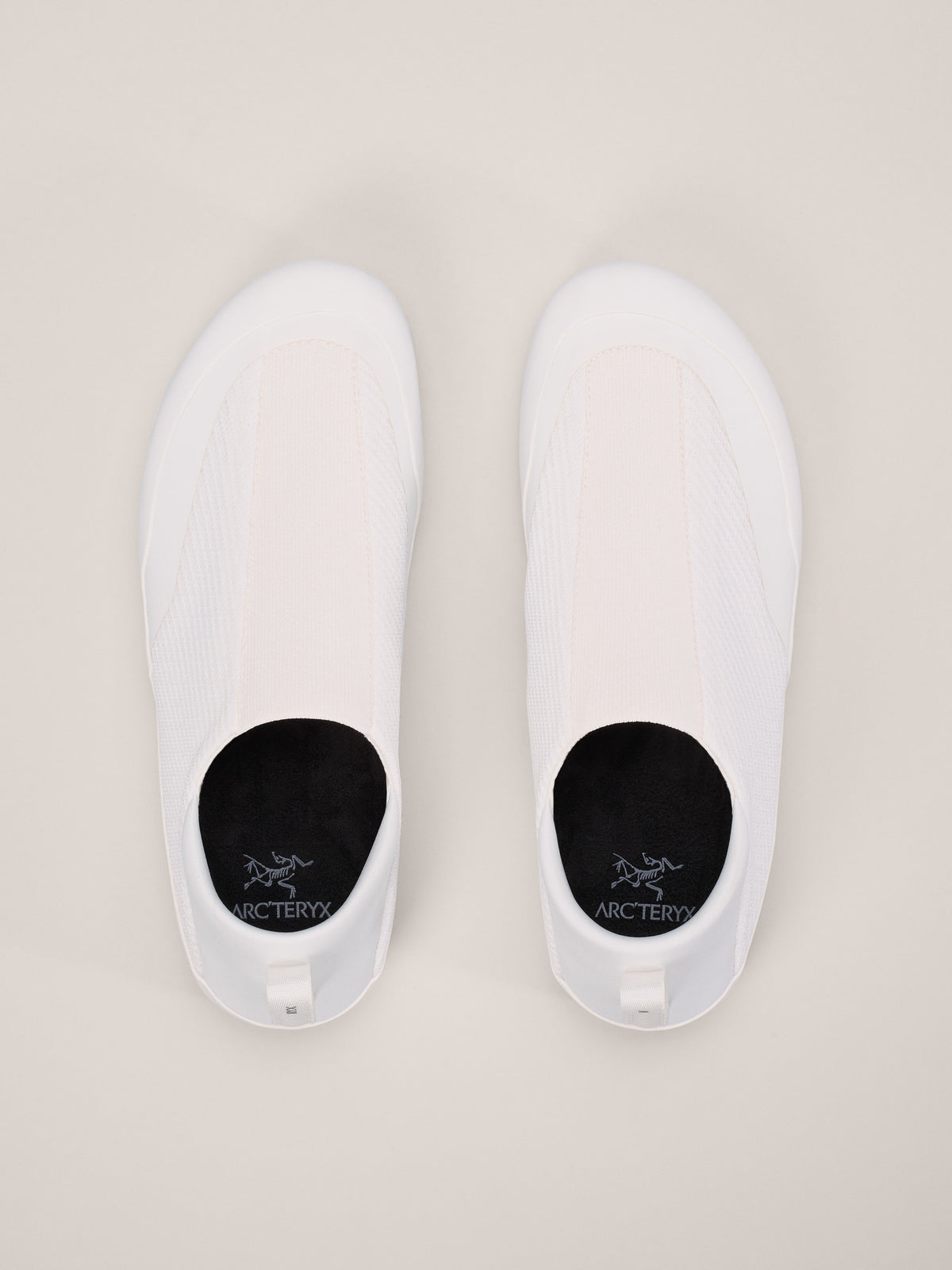 Arc'teryx Kragg Shoe Men's product view 3 — Arctic Silk/Arctic Silk