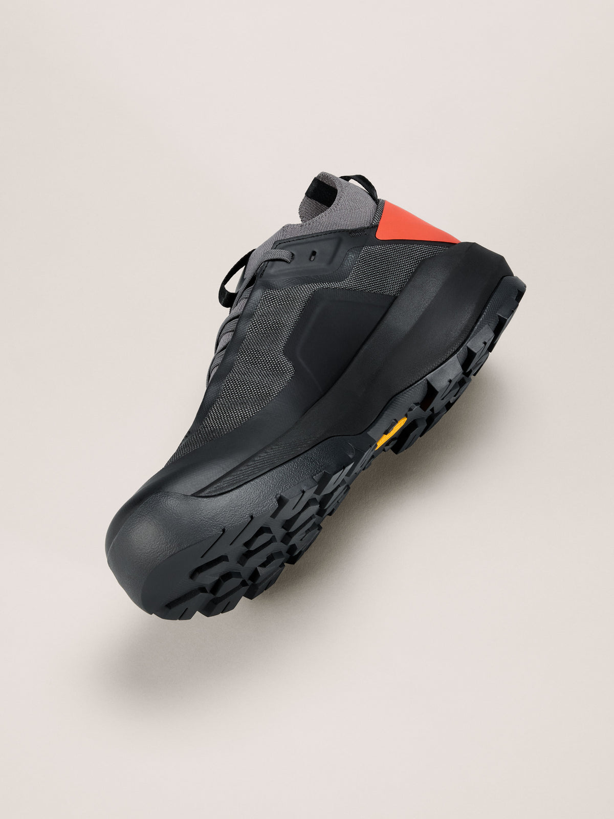 Arc'teryx Vertex Alpine Shoe Men's product view 5 — Black/Solaris