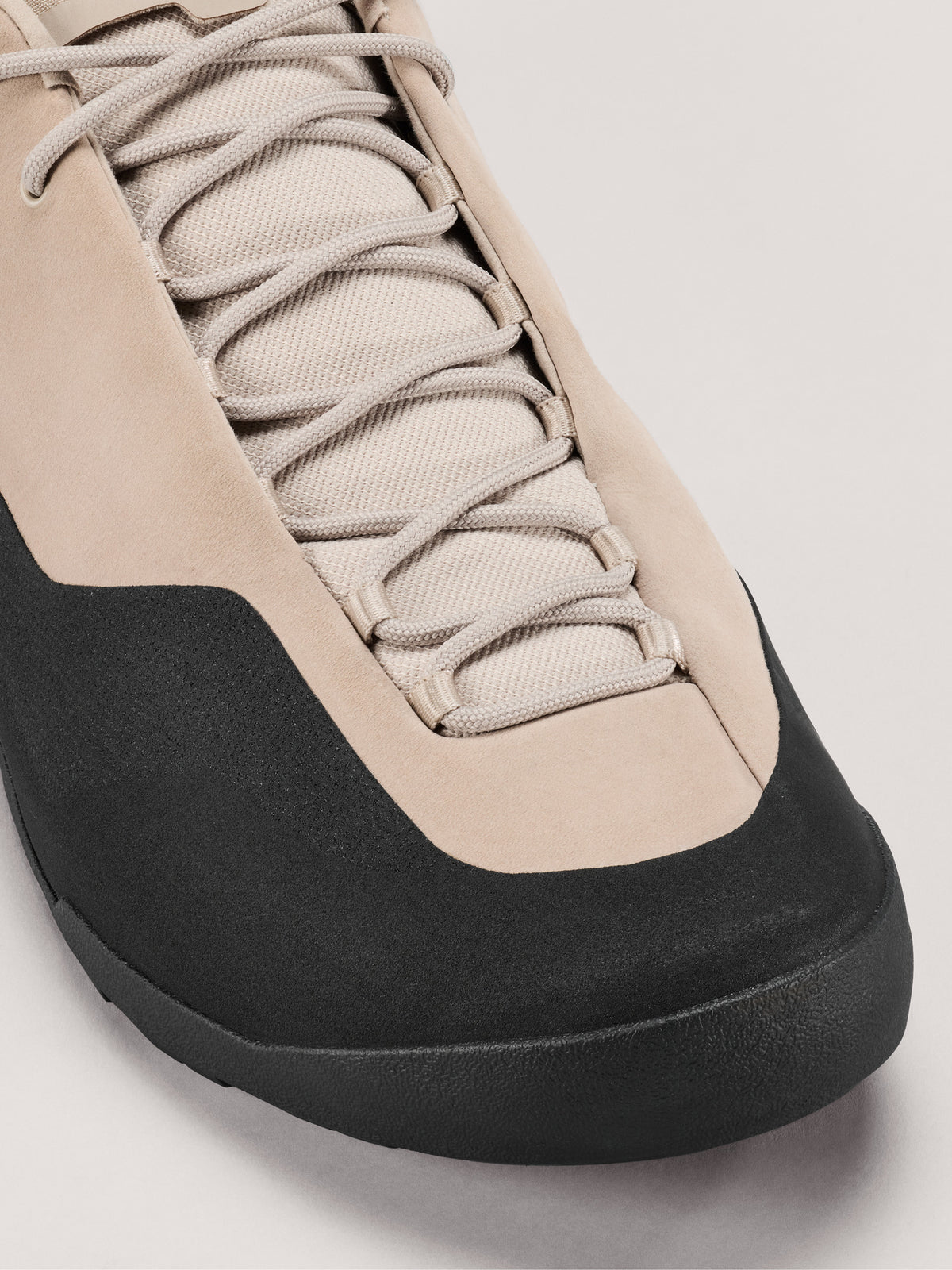 Arc'teryx Konseal Shoe Women's product view 2 — Rune/Black