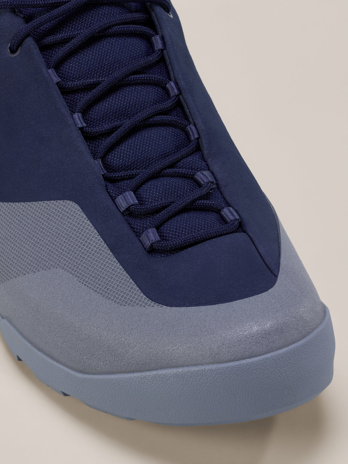 Arc'teryx Konseal GTX Shoe Women's product view 2 — Passport/Stratus