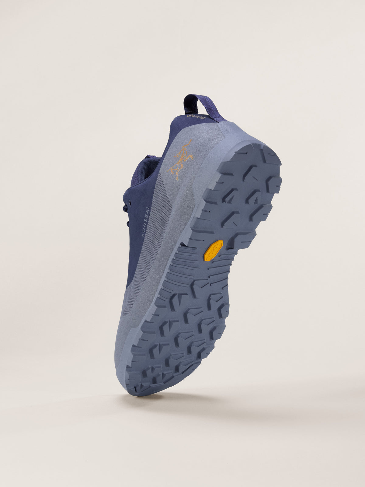 Arc'teryx Konseal GTX Shoe Women's product view 4 — Passport/Stratus