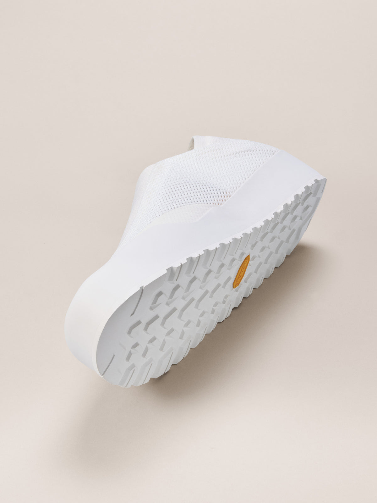 Arc'teryx Kragg Shoe Women's product view 5 — Arctic Silk/Arctic Silk