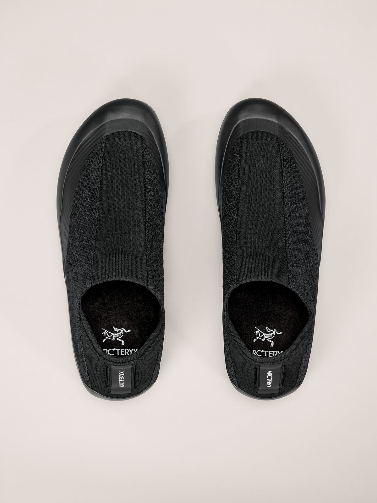 Arc'teryx Kragg Shoe Women's product view 3 — Black/Black