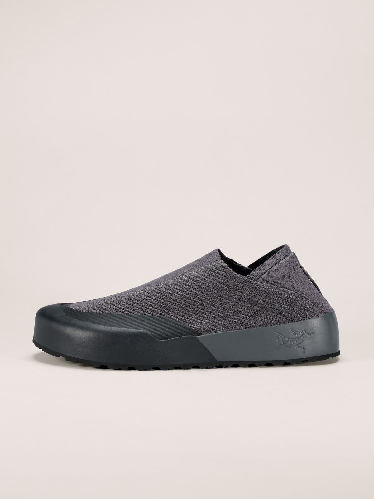 Arc'teryx Kragg Shoe Women's product view 1 — Graphite/Black