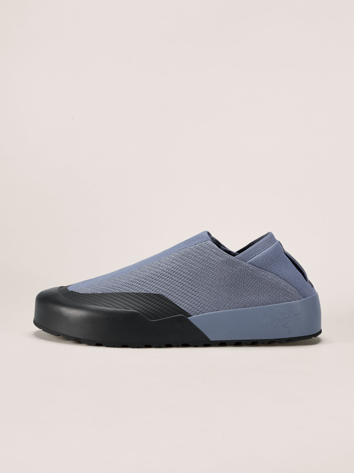Arc'teryx Kragg Shoe Women's product view 1 — Stratus/Black