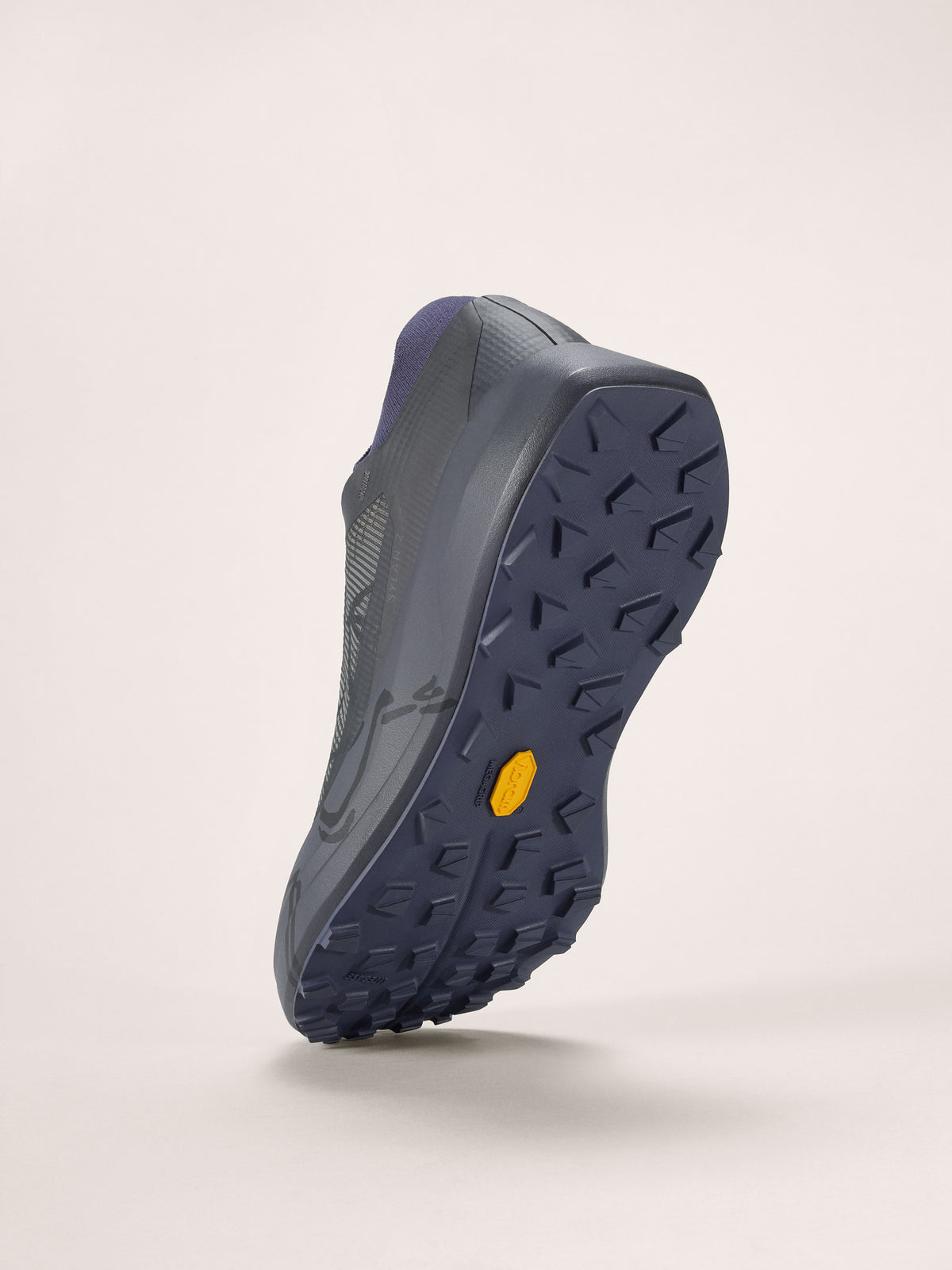 Arc'teryx Sylan 2 Shoe Men's product view 4 — Graphite/Graphite