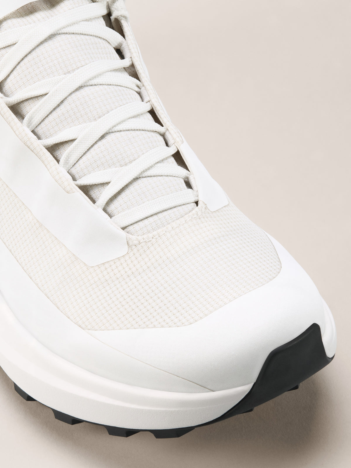 Arc'teryx Norvan LD 4 GTX Shoe Men's product view 2 — Arctic Silk/Arctic Silk