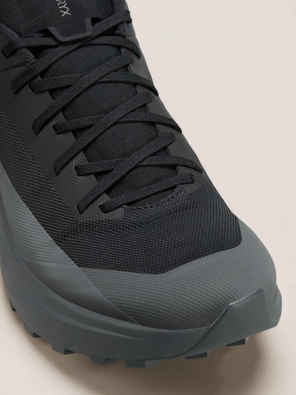 Arc'teryx Norvan LD 4 Shoe Men's product view 2 — Black/Graphite
