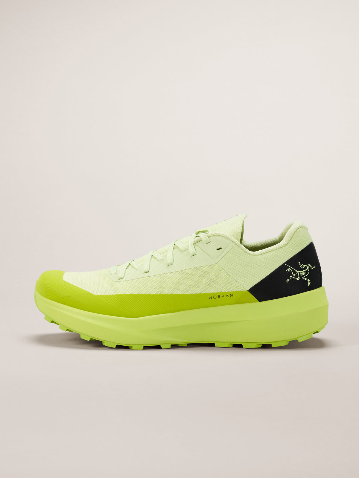 Arc'teryx Norvan LD 4 Shoe Men's product view 1 — Lt Mantis/Mid Mantis