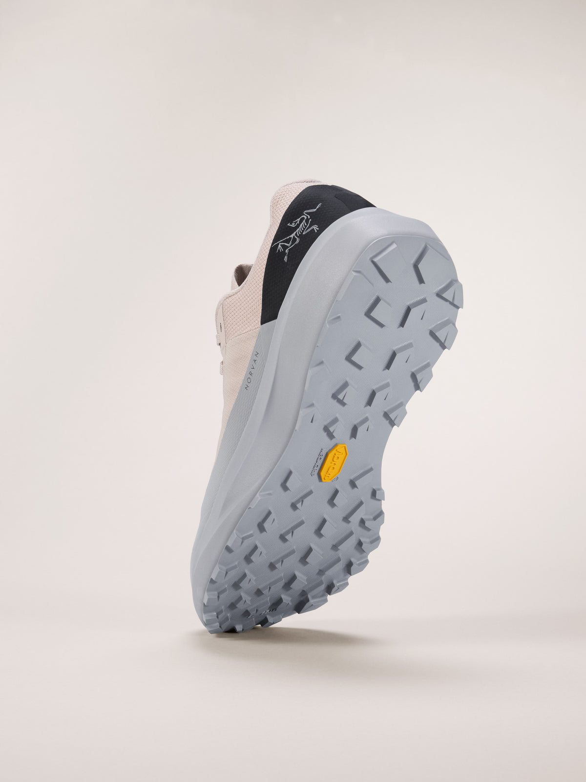 Arc'teryx Norvan LD 4 Shoe Men's product view 4 — Rune/Void LT
