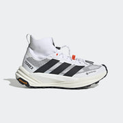 Cloud White / Core Black / Off White
