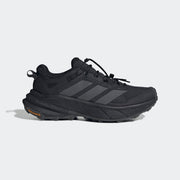 Core Black / Grey Six / Grey Six