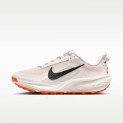 Summit White/Phantom/Safety Orange/Schwarz