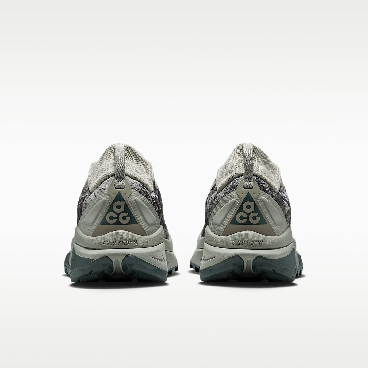 Nike ACG Zegama Trail Women product view 6 — Spruce Fog/Sea Glass/Schwarz/Black Spruce