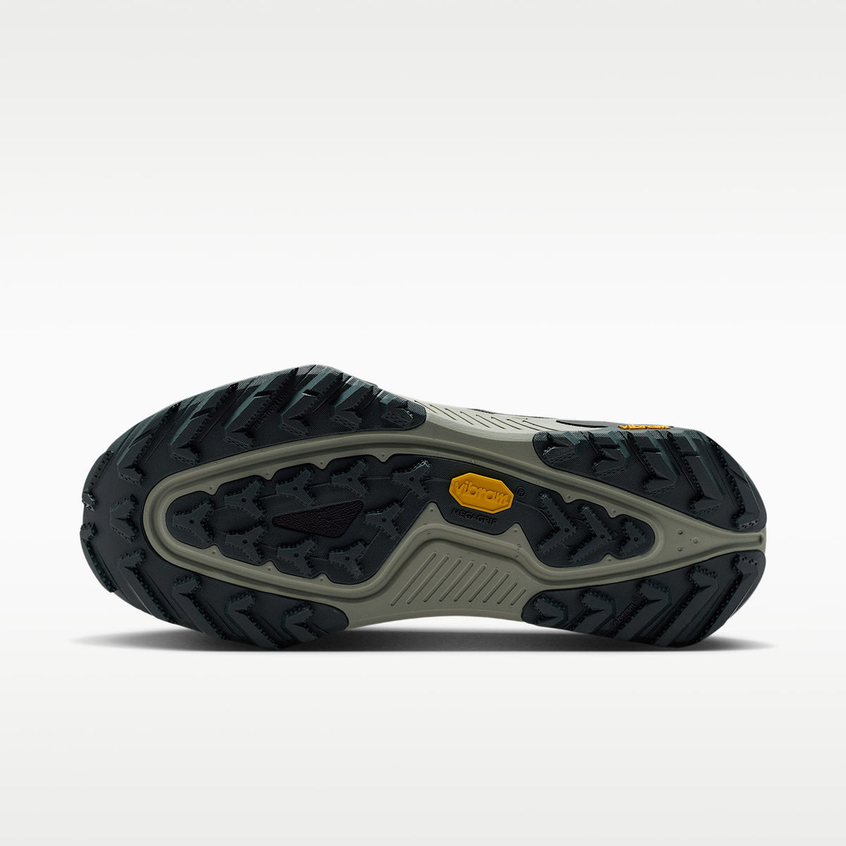Nike ACG Zegama Trail Women product view 2 — Spruce Fog/Sea Glass/Schwarz/Black Spruce