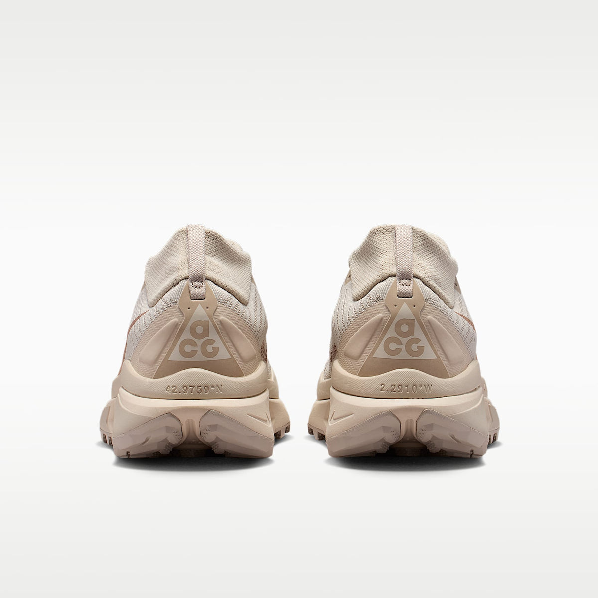 Nike ACG Zegama Trail Women product view 6 — Cream II/Safety Orange/Light Orewood Brown