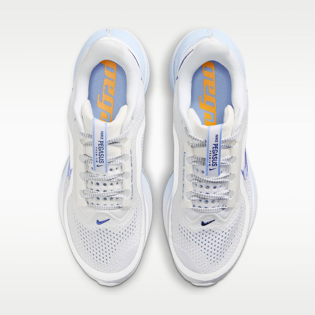 Nike Pegasus Premium Women product view 4 — Weiß/Aluminum/Sundial/Mystic Navy