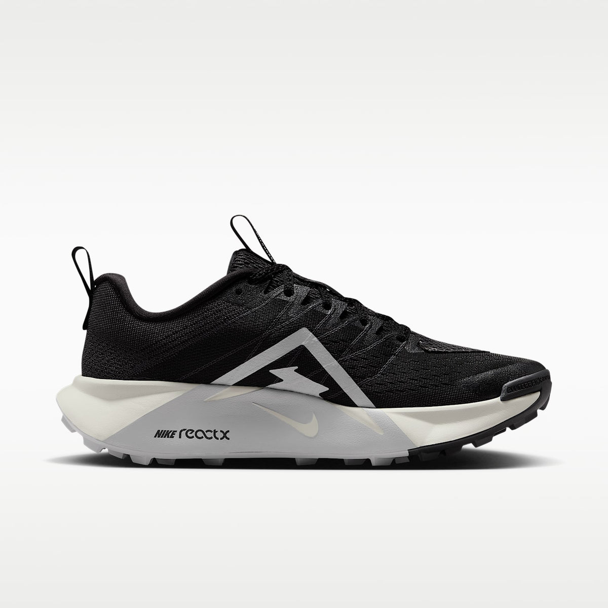 Nike Wildhorse 10 Women product view 3 — Schwarz/Anthracite/Platinum Tint/Wolf Grey