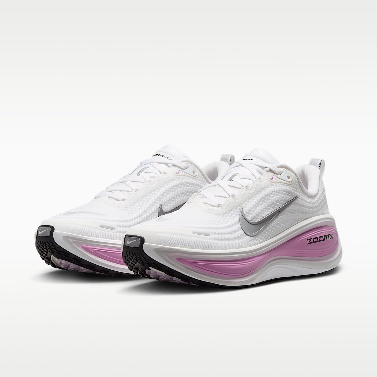 Nike Vomero Plus Women product view 5 — Weiß/Bleached Lilac/Summit White/Metallic Silver