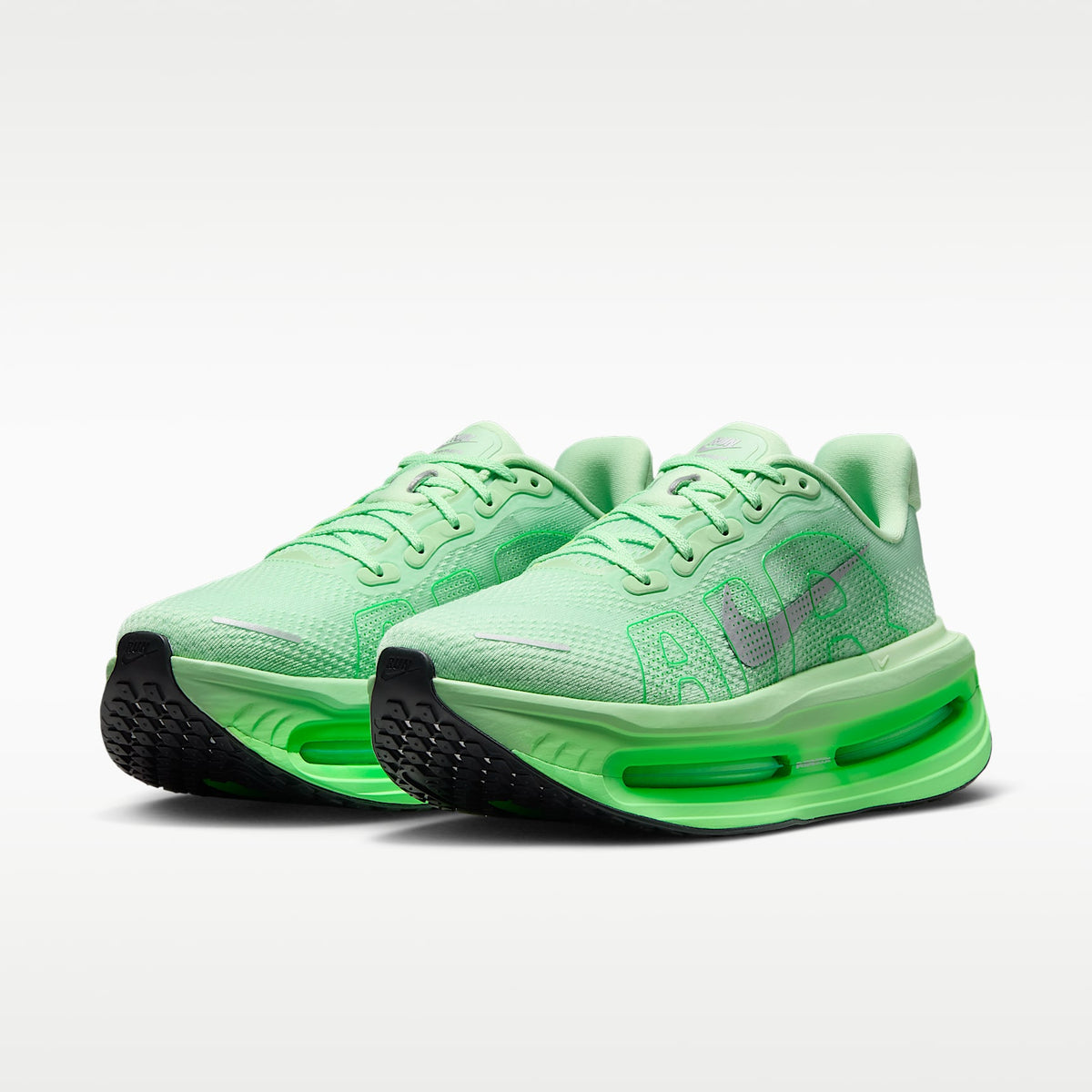 Nike Vomero Premium Women product view 5 — Cucumber Calm/Illusion Green/Green Spark/Metallic Silver