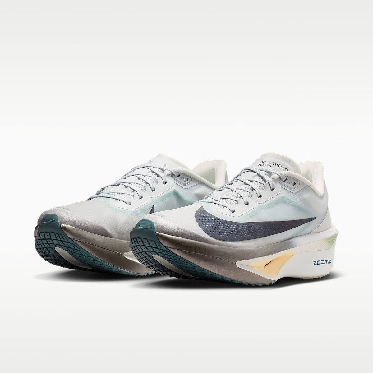 Nike Zoom Fly 6 Men product view 5 — Pure Platinum/Grey Fog/Ice Peach/Dark Obsidian