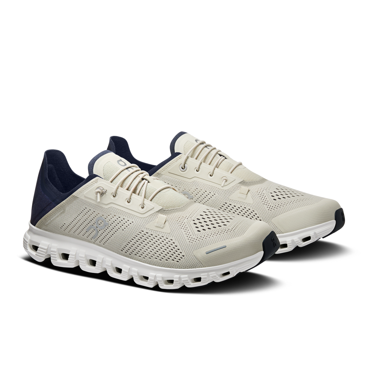 On Cloud 6 Coast Men product view 6 — Pelican | Midnight