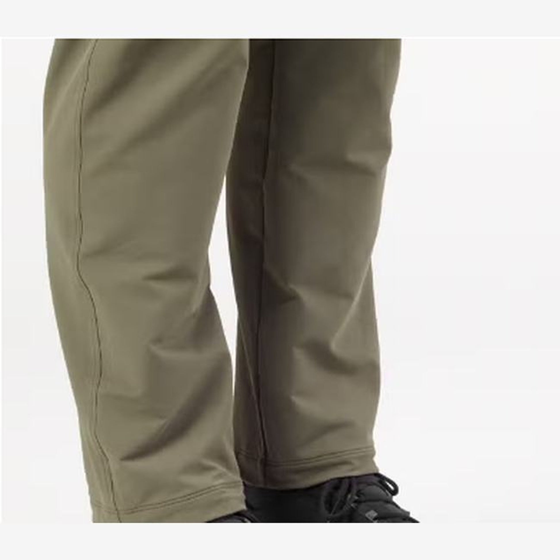 Salomon Shelter Waterproof Men - rear or lifestyle view - Black