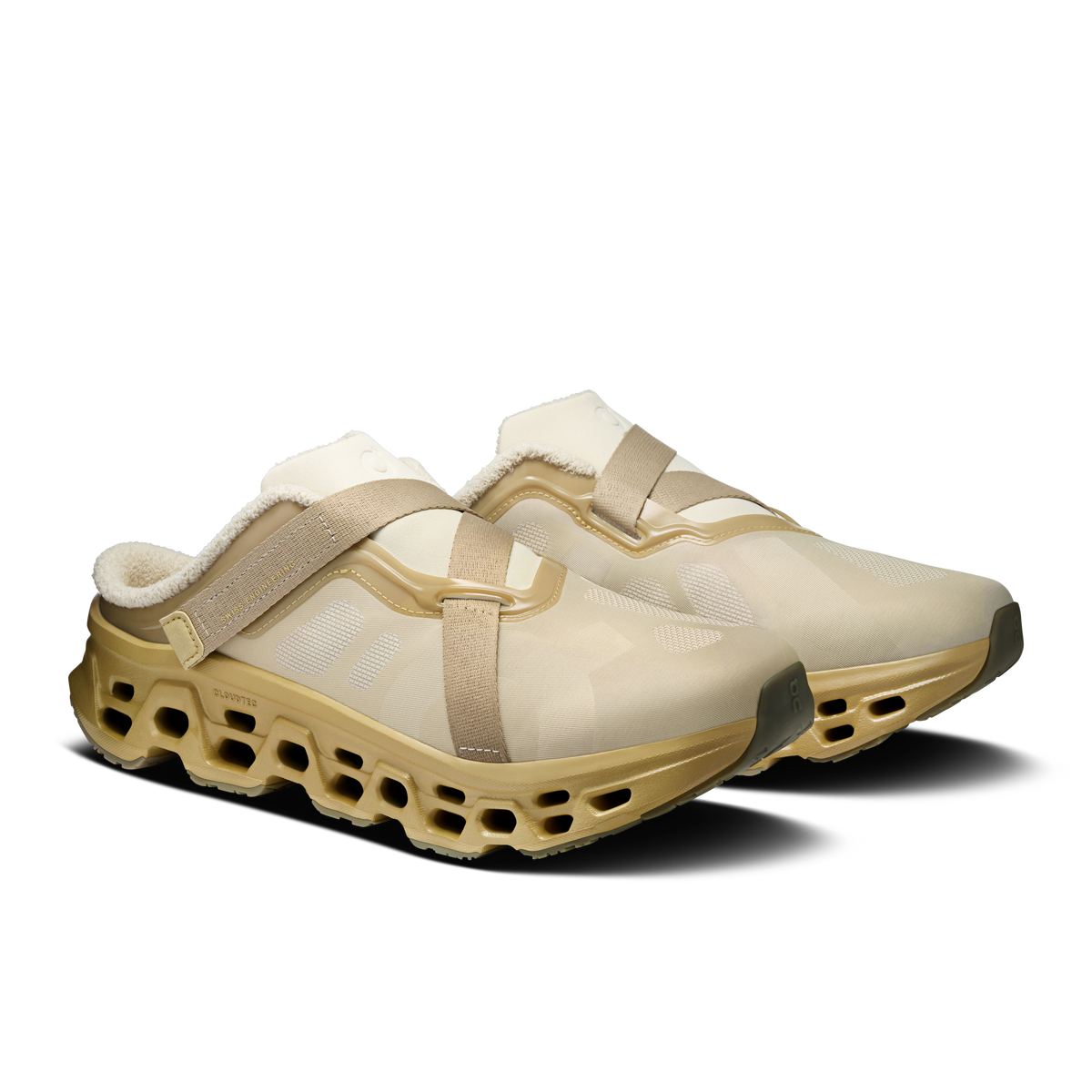 On Cloudmonster 3 Mule Men product view 6 — Loess | Hare
