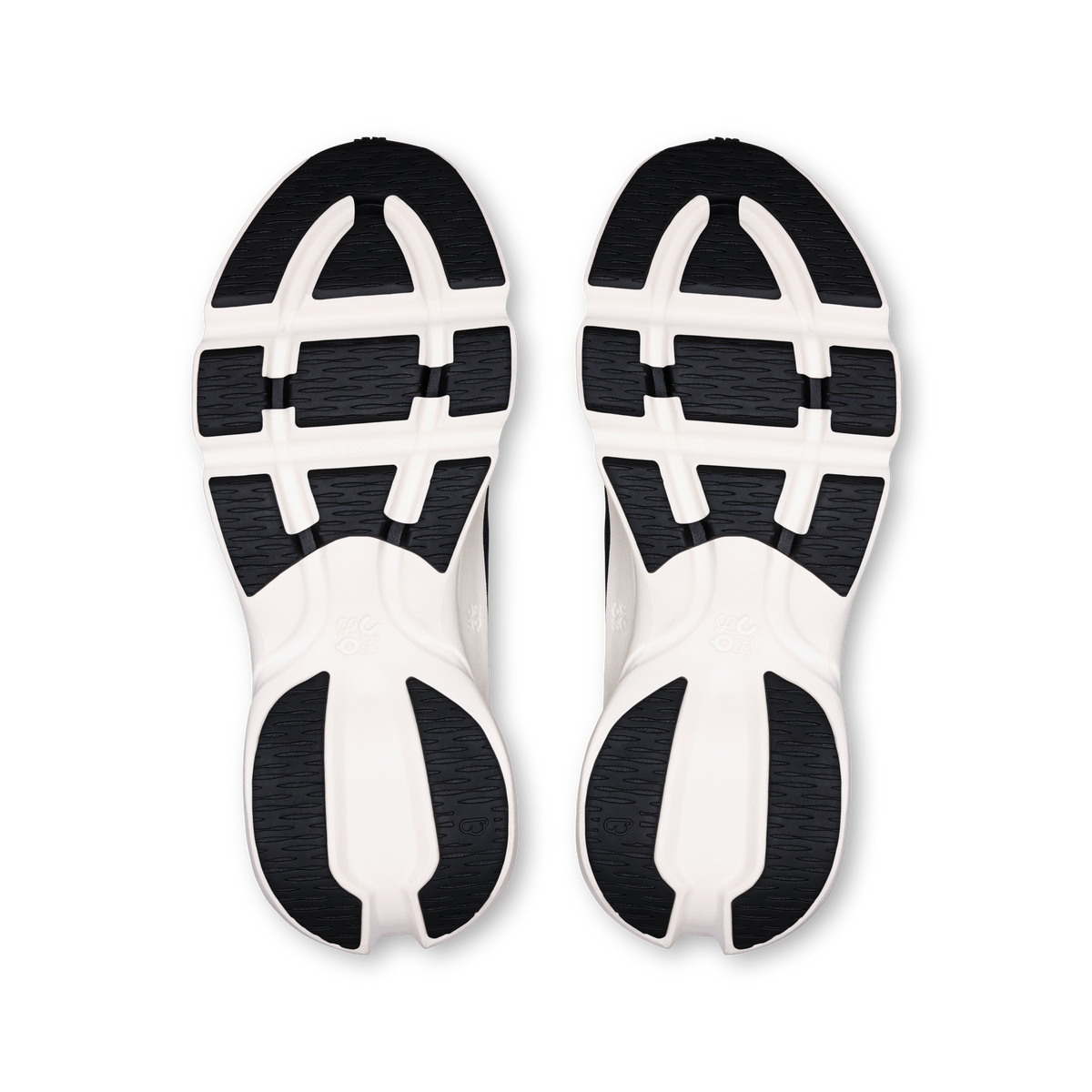 On Cloudsolo LOEWE Women product view 3 — Black | Eggshell