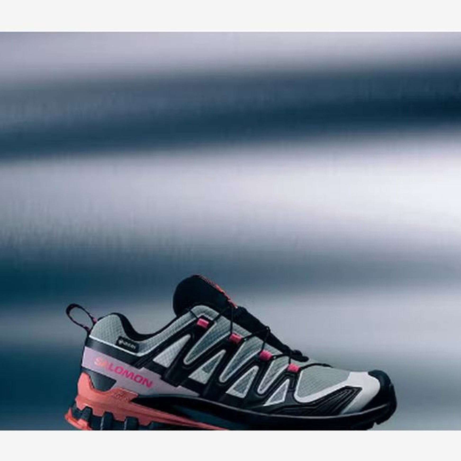 Salomon XA Pro 3D V9 GORE-TEX Neon Void Women - alternate angle - Pink