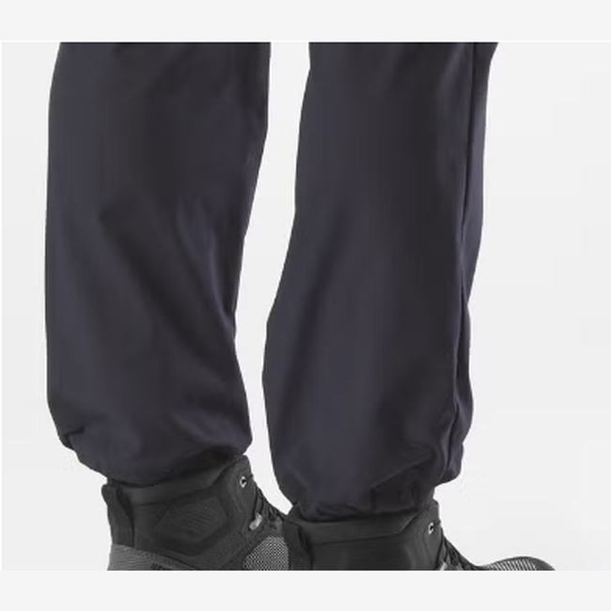 Salomon Genesis Mid GORE-TEX Men - rear or lifestyle view - Grey