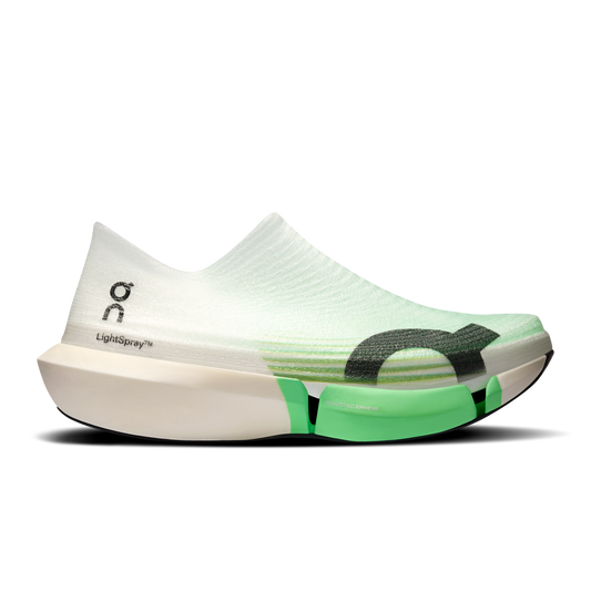 On LightSpray Cloudboom Strike 2 product view 1 — White | Verdite