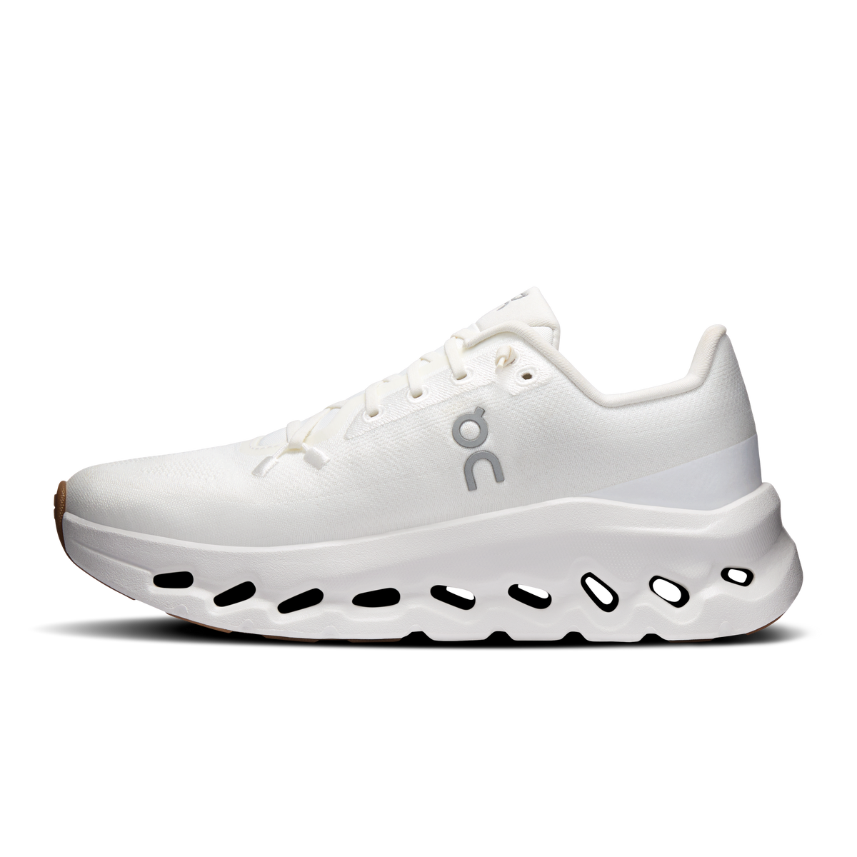 On Cloudtilt Women product view 4 — White | Ivory