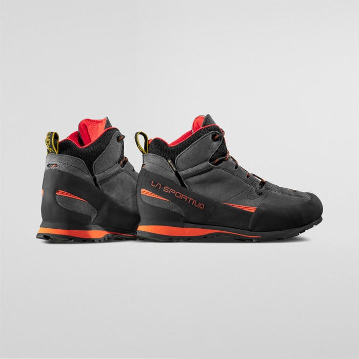 La Sportiva Boulder X Mid GTX Unisex product view 5 — Carbon/Flame