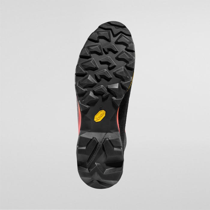 La Sportiva Aequilibrium Hike GTX Men product view 2 — Carbon/Yellow