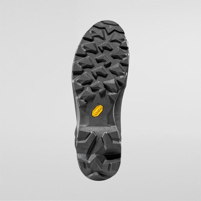 La Sportiva Aequilibrium Trek GTX Men product view 2 — Savana/Carbon