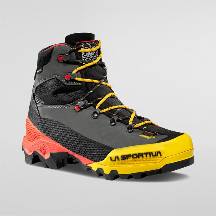 La Sportiva Aequilibrium LT GTX Men product view 1 — Black/Yellow