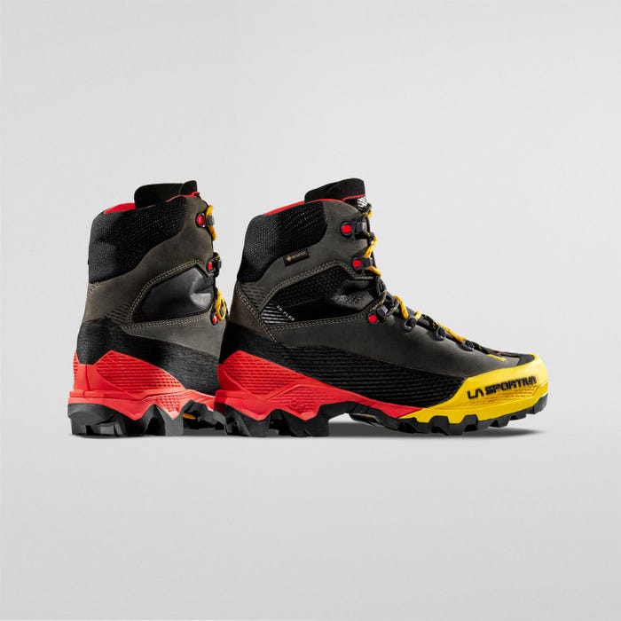 La Sportiva Aequilibrium LT GTX Men product view 4 — Black/Yellow