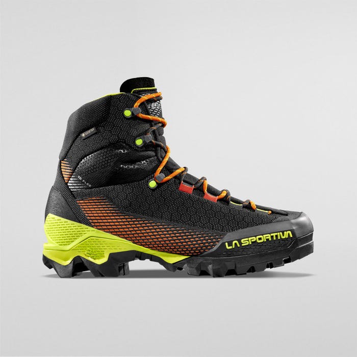La Sportiva Aequilibrium ST GTX Men product view 3 — Carbon/Lime Punch