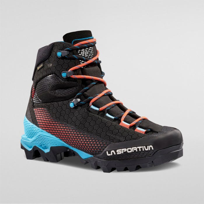 La Sportiva Aequilibrium ST Woman GTX product view 1 — Black/Hibiscus