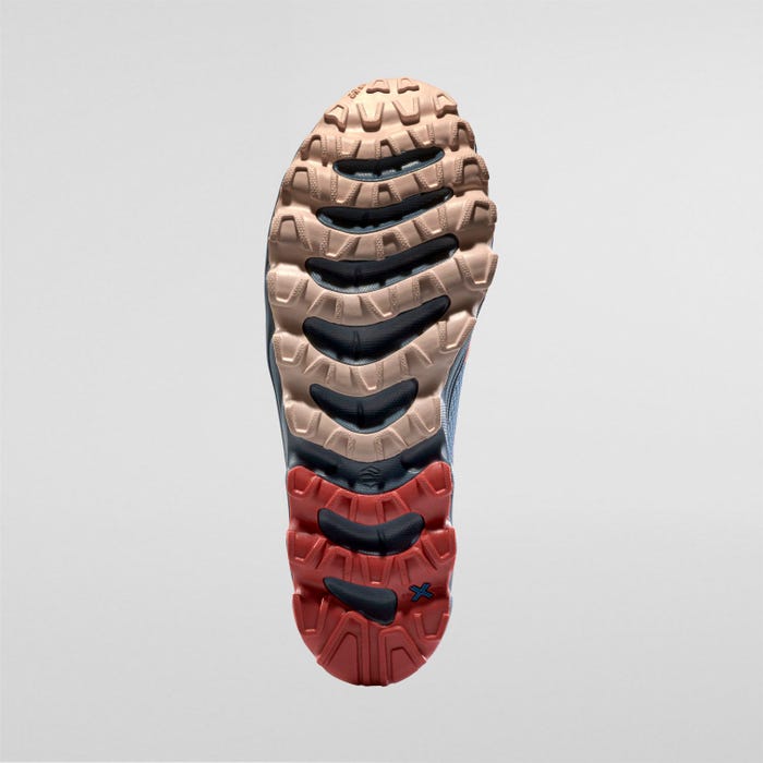 La Sportiva Helios III Woman product view 2 — Mineral Red/Hurricane