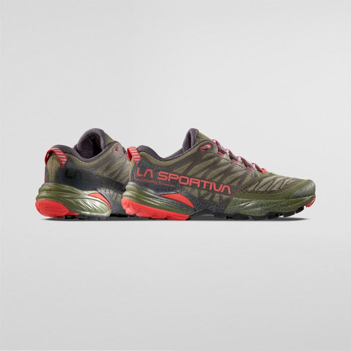 La Sportiva Akasha II Men product view 5 — Cypress/Mountain Red