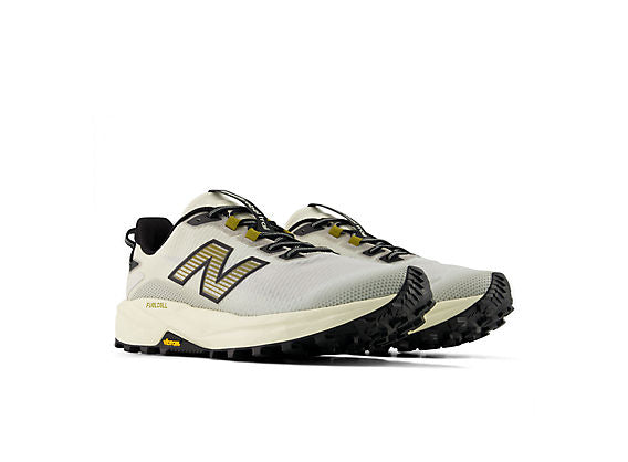 New Balance FuelCell Rebel Trail Men product view 5 — Angora / Black
