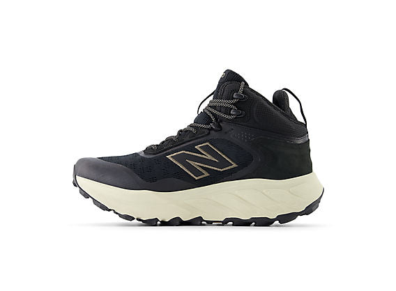 New Balance Hierro Hiker GORE-TEX Men product view 3 — Black / Dark Silver Metallic