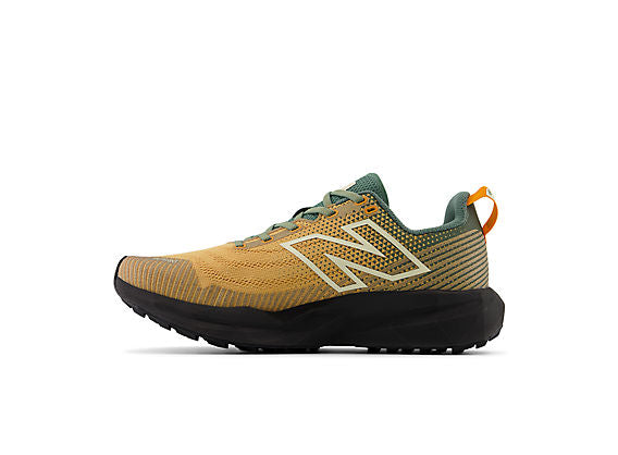 New Balance FuelCell Venym Men product view 3 — Dried Apricot / Black Cement