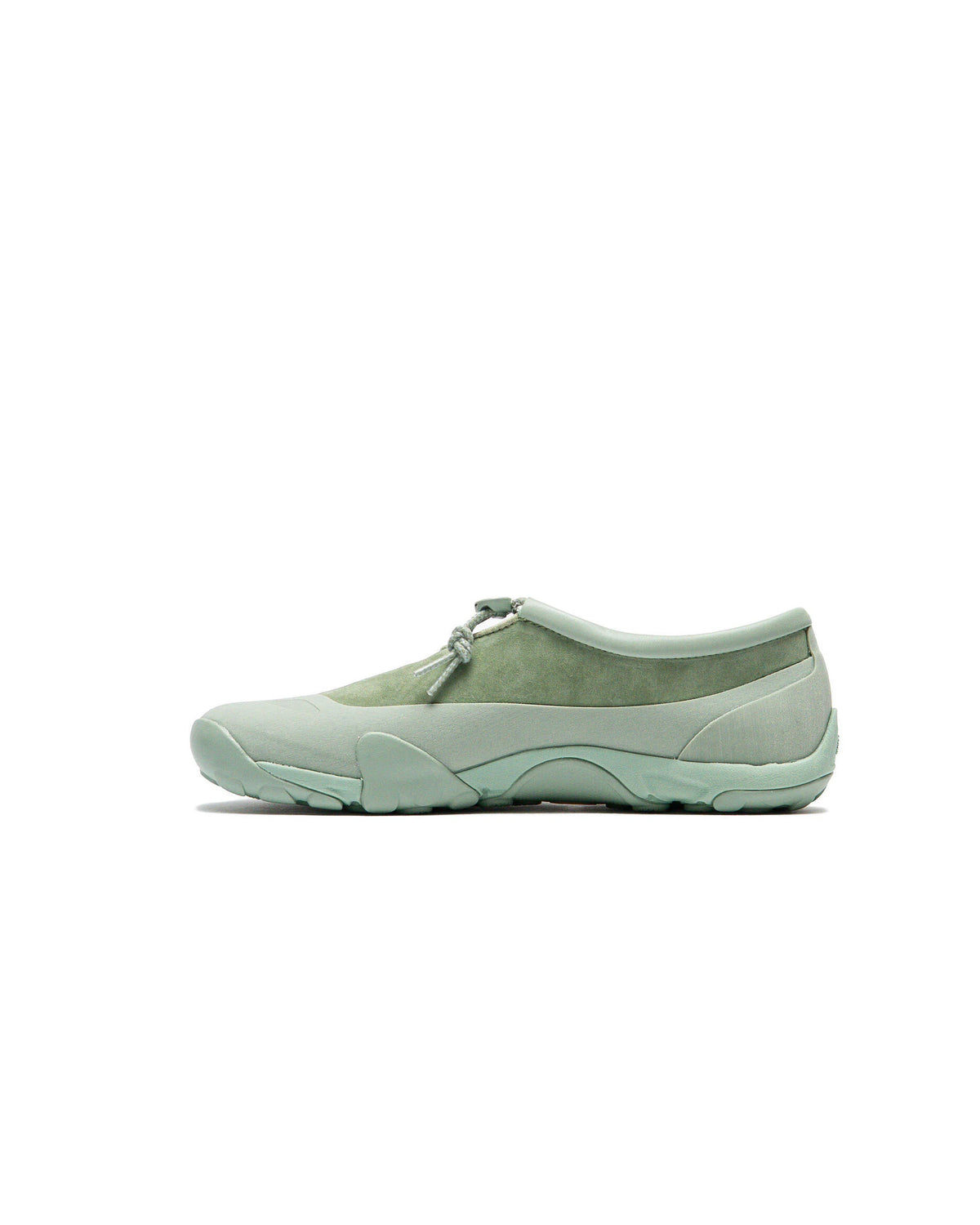 New Balance MT10T Men - Oregano / Mosaic Green - three-quarter view