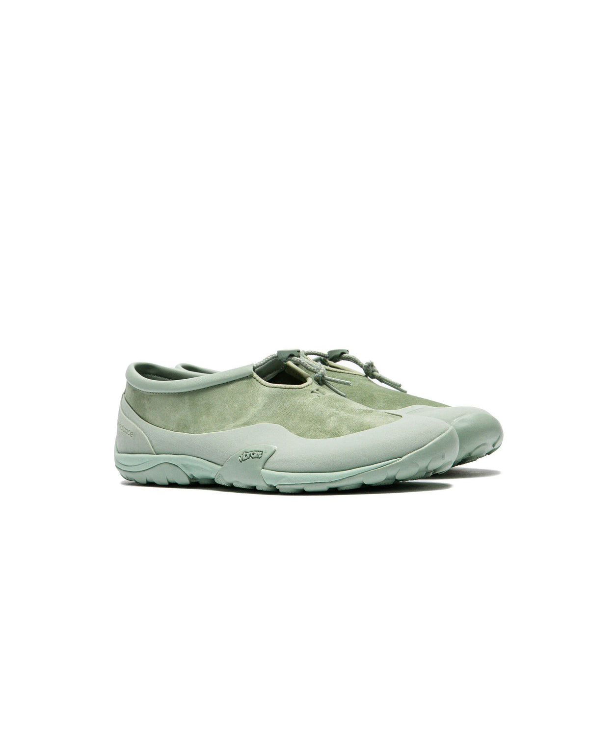 New Balance MT10T Men - Oregano / Mosaic Green - rear three-quarter view